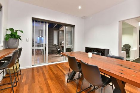 Photo of property in 2 Andre Rise, Stanmore Bay, Whangaparaoa, 0932