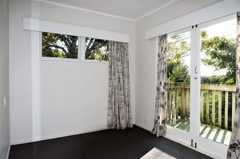 Photo of property in 90 Coronation Road, Hillcrest, Auckland, 0627