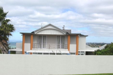Photo of property in 6 Katui Street, Castor Bay, Auckland, 0620