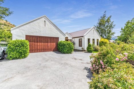Photo of property in 9 Portree Drive, Lower Shotover, Queenstown, 9371