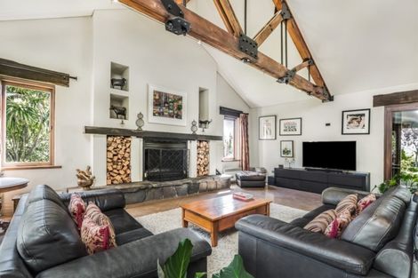 Photo of property in 390 Clevedon Kawakawa Road, Clevedon, Papakura, 2585