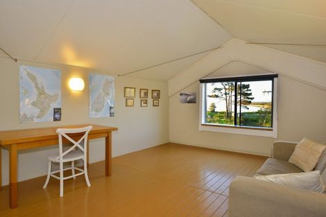 Photo of property in 54 Happy Jacks Road, Mahia, 4198