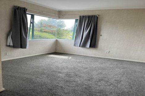 Photo of property in 2/15 Dunn Place, Farm Cove, Auckland, 2010