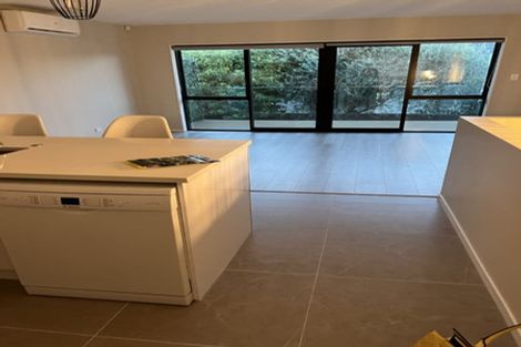 Photo of property in 35 Rutland Road, Stanley Point, Auckland, 0624