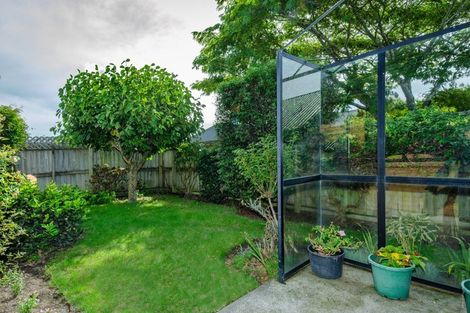 Photo of property in 2/25 Aberfoyle Place, Parklands, Christchurch, 8083