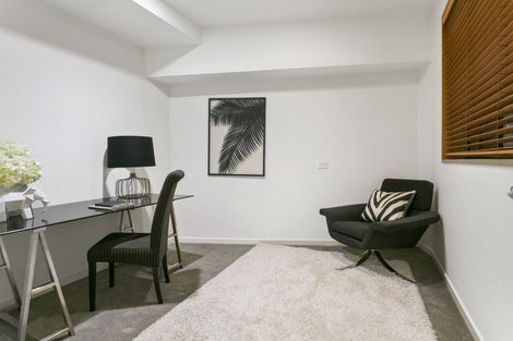 Photo of property in 35 Isobel Road, Greenhithe, Auckland, 0632