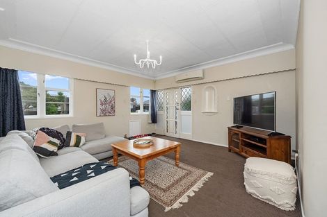 Photo of property in 17 Mitcham Avenue, Forest Lake, Hamilton, 3200