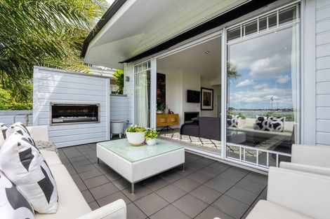Photo of property in 87 Princes Street, Northcote Point, Auckland, 0627