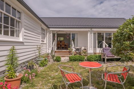 Photo of property in 113 Poranui Beach Road, Little River, 7591