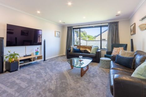 Photo of property in 25 Rifleman Lane, Paraparaumu Beach, Paraparaumu, 5032