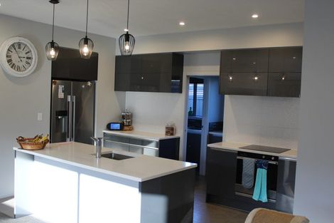 Photo of property in 15 Caledonia Drive, Mosgiel, 9024