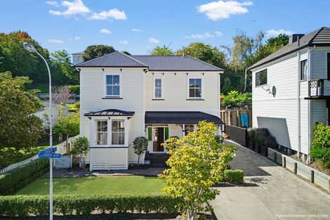Photo of property in 3 Hooker Avenue, Hospital Hill, Napier, 4110