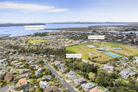 Photo of property in 46 Lagoon Way, West Harbour, Auckland, 0618