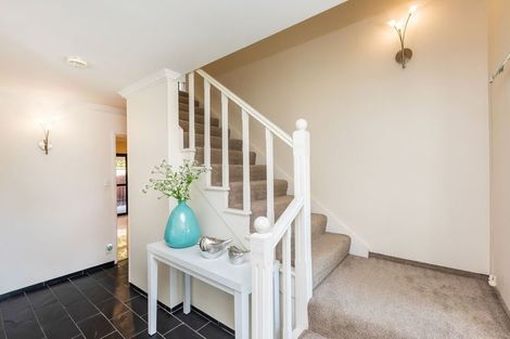 Photo of property in 4 Rowanwood Close, Halswell, Christchurch, 8025