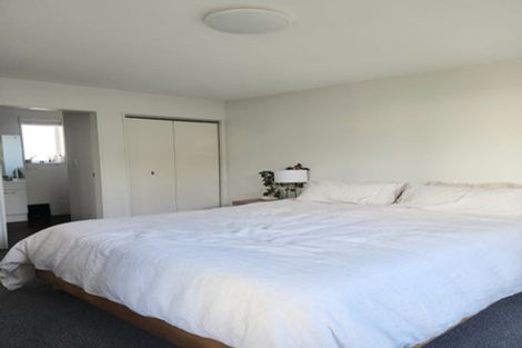 Photo of property in 4b The Quadrant, Miramar, Wellington, 6022