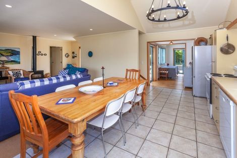 Photo of property in 143 Bambury Place, Onemana, Whangamata, 3691