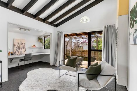 Photo of property in 21 Sheridan Crescent, Trentham, Upper Hutt, 5018