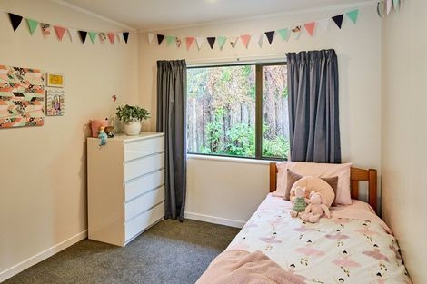 Photo of property in 2 Waimarino Road, Pukerua Bay, 5026