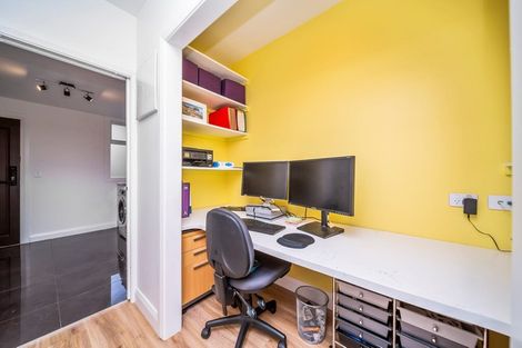 Photo of property in 6 Cracroft Street, Welbourn, New Plymouth, 4310