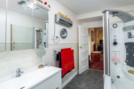 Photo of property in 18 Esther Street, Martinborough, 5711