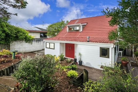 Photo of property in 79 Caribbean Drive, Unsworth Heights, Auckland, 0632