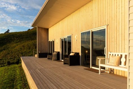 Photo of property in 225 Wheatstone Road, Wainui, Gisborne, 4073