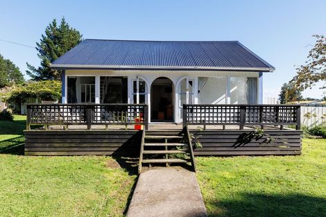 Photo of property in 52 Bright Street, Eketahuna, 4900