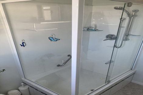 Photo of property in 44p Roxburgh Street, Mount Victoria, Wellington, 6011