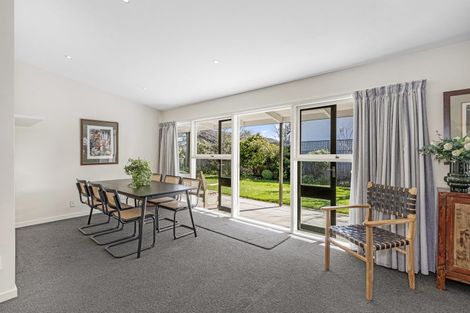 Photo of property in 53a Garreg Road, Bryndwr, Christchurch, 8052