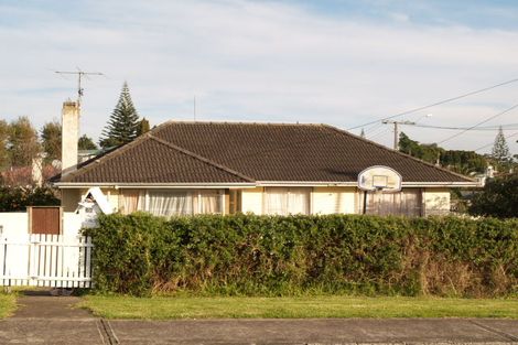 Photo of property in 62 Blake Road, Mangere East, Auckland, 2024