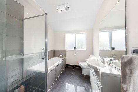 Photo of property in 20a Littlejohn Street, Hillsborough, Auckland, 1042