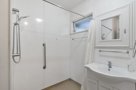 Photo of property in 159 Sandwich Road, St Andrews, Hamilton, 3200