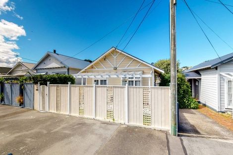 Photo of property in 11 Toru Street, Lyall Bay, Wellington, 6022