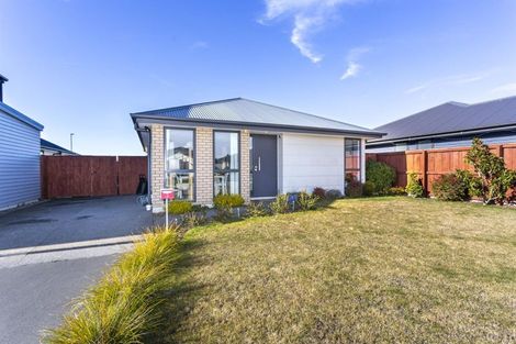 Photo of property in 5 Eric Melrose Lane, Halswell, Christchurch, 8025