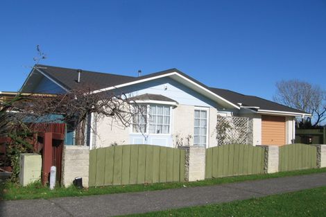 Photo of property in 24 Haydon Street, Roslyn, Palmerston North, 4414