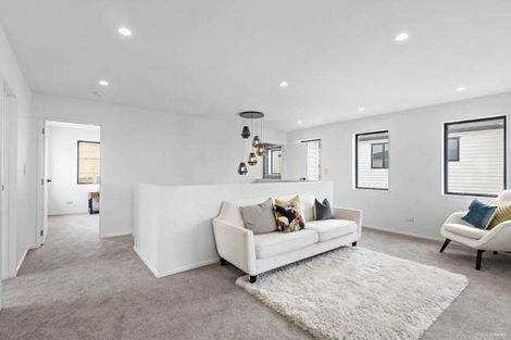 Photo of property in 14 Melgran Avenue, Papakura, 2110