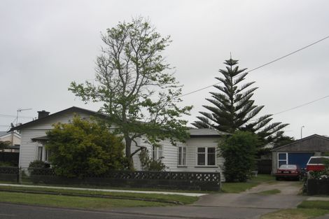 Photo of property in 20 Sydney Place, Whanganui, 4500
