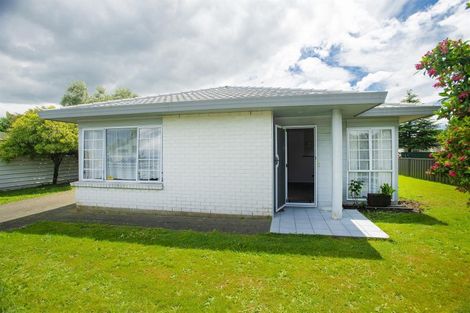 Photo of property in 20 Charles Street, Riverdale, Gisborne, 4010