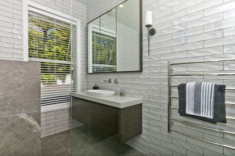 Photo of property in 11a Churchouse Road, Greenhithe, Auckland, 0632