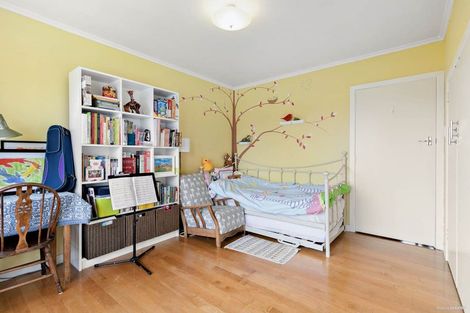 Photo of property in 15a Matata Street, Blockhouse Bay, Auckland, 0600