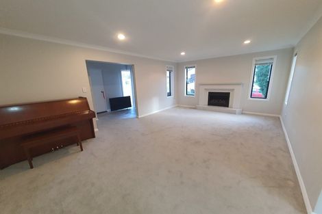 Photo of property in 79 Mt Lebanon Crescent, The Gardens, Auckland, 2105