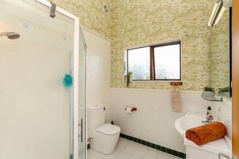 Photo of property in 16a Tiverton Crescent, Whalers Gate, New Plymouth, 4310