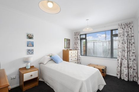 Photo of property in 8 Nursery Lane, Kinloch, Taupo, 3377