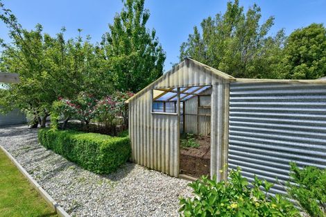 Photo of property in 58 Hunter Street, Edendale, 9825