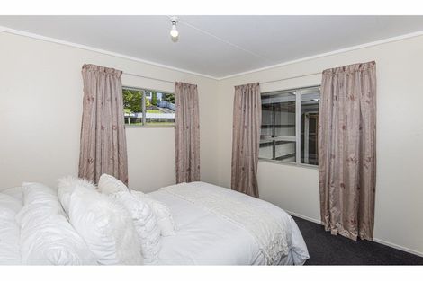 Photo of property in 16 Ascot Avenue, Te Kamo, Whangarei, 0112