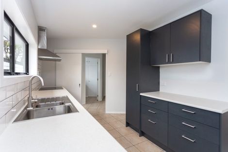 Photo of property in 8c Leeman Place, Redwood, Christchurch, 8051
