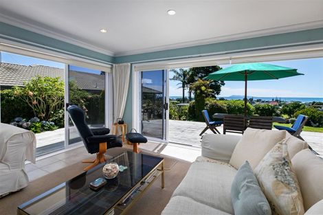 Photo of property in 27 The Crescent, Waihi Beach, 3611