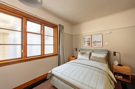 Photo of property in Ionian Flats, 123-125 Brougham Street, Mount Victoria, Wellington, 6011