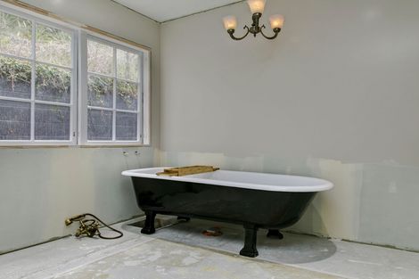 Photo of property in 34 Mapara Road, Acacia Bay, Taupo, 3385