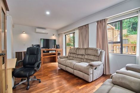 Photo of property in 32 Moorgreen Heights, Torbay, Auckland, 0630